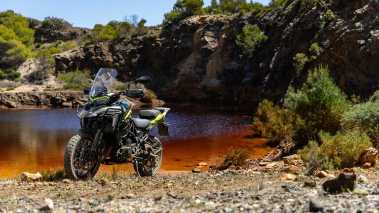 001-casa-cinese-aggiorna-enduro-da-viaggio