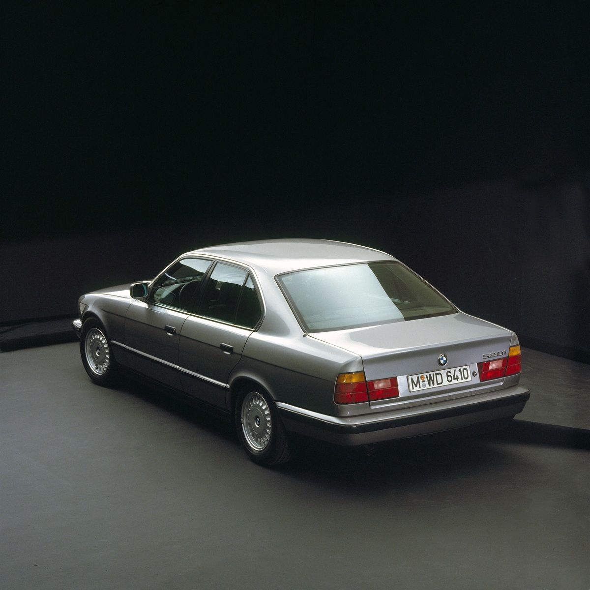001-ci-ha-lasciati-uomo-ha-disegnato-alfa-bmw-audi