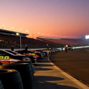 tutto quello che devi sapere sulla night race di bristol python 1757782561