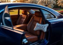 rolls royce spectre bailey il lusso incontra lomaggio canino python 1759440876