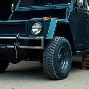 lamborghini lm 002 lantenato degli suv ad alte prestazioni 1771195714